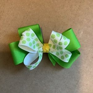 3/$15 🛍️ Green and white handmade hair bow | barrette clip | girls bow toddler